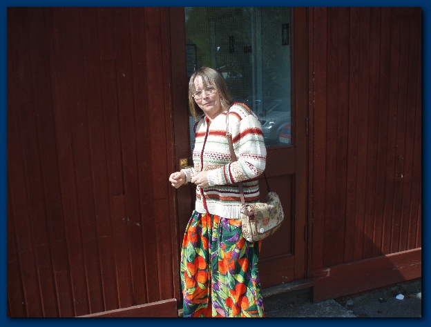 600x449 pixels (95K)